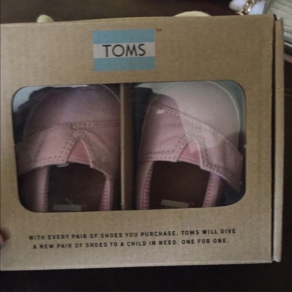 Baby Shoe Bundle - Picture 3 of 3